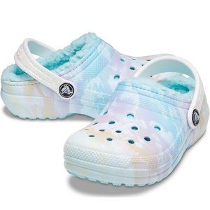 Gently used fur-lined blue CROCS size 9